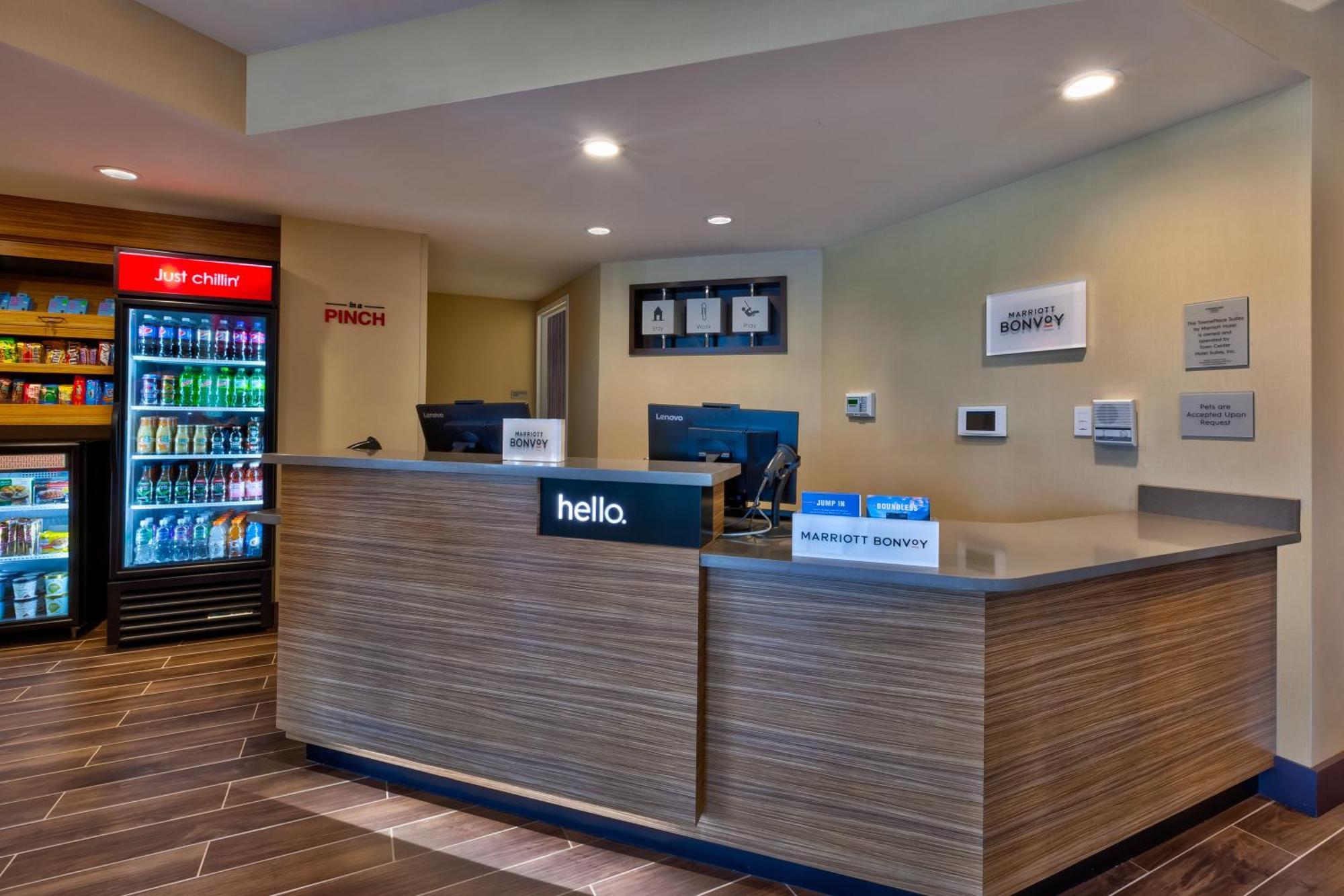Towneplace Suites By Marriott Grand Rapids Airport Southeast Каскейд Экстерьер фото