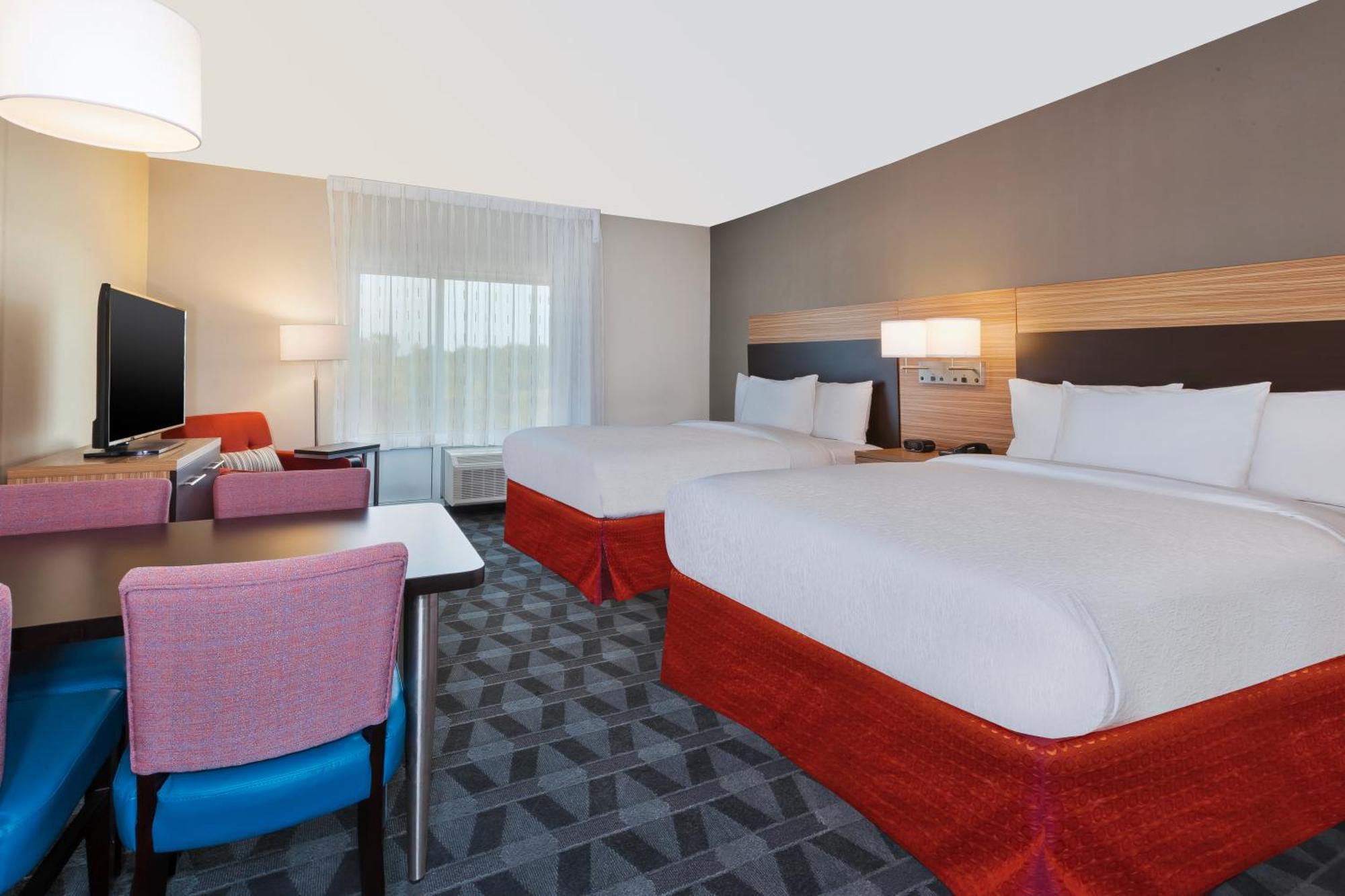 Towneplace Suites By Marriott Grand Rapids Airport Southeast Каскейд Экстерьер фото