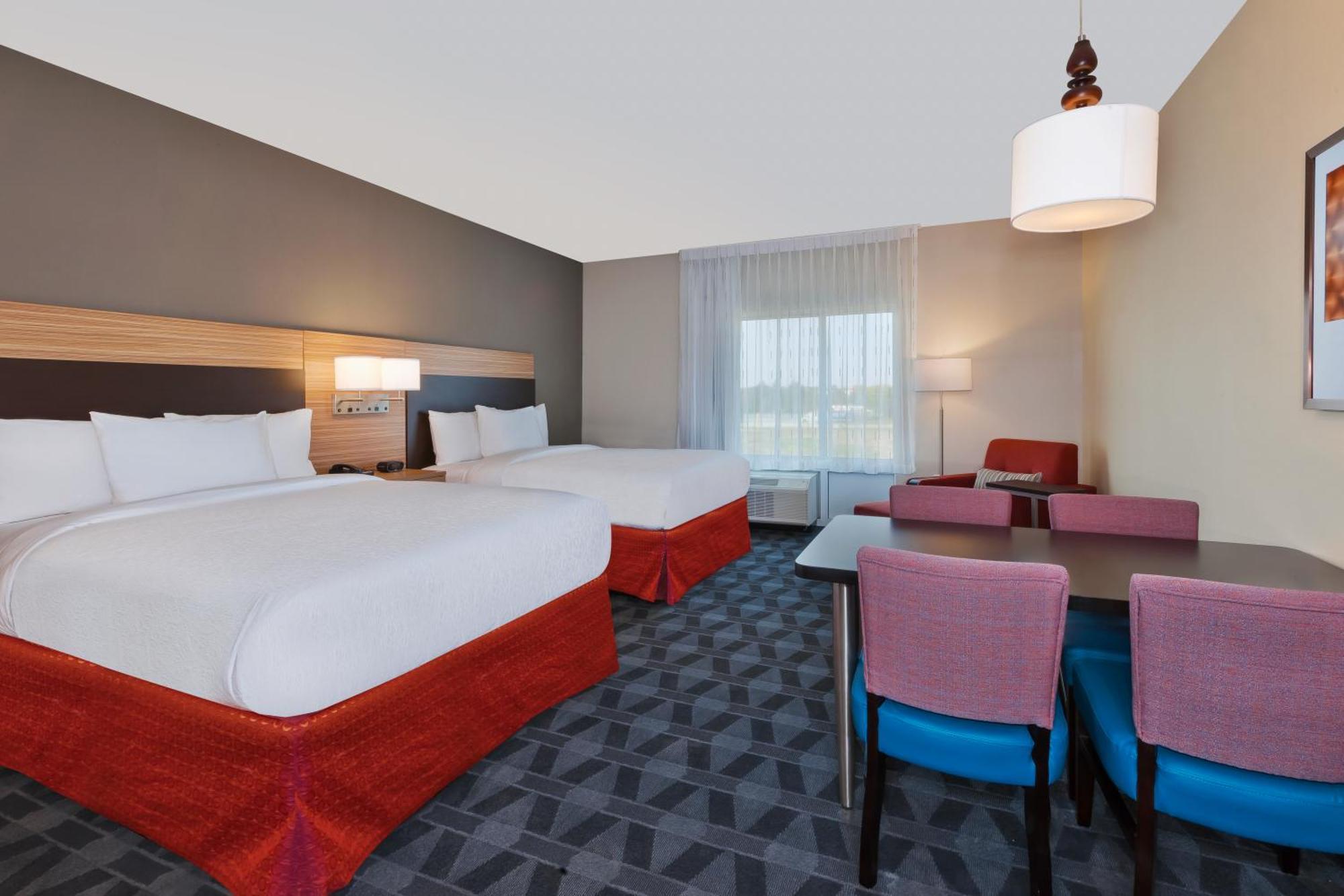 Towneplace Suites By Marriott Grand Rapids Airport Southeast Каскейд Экстерьер фото
