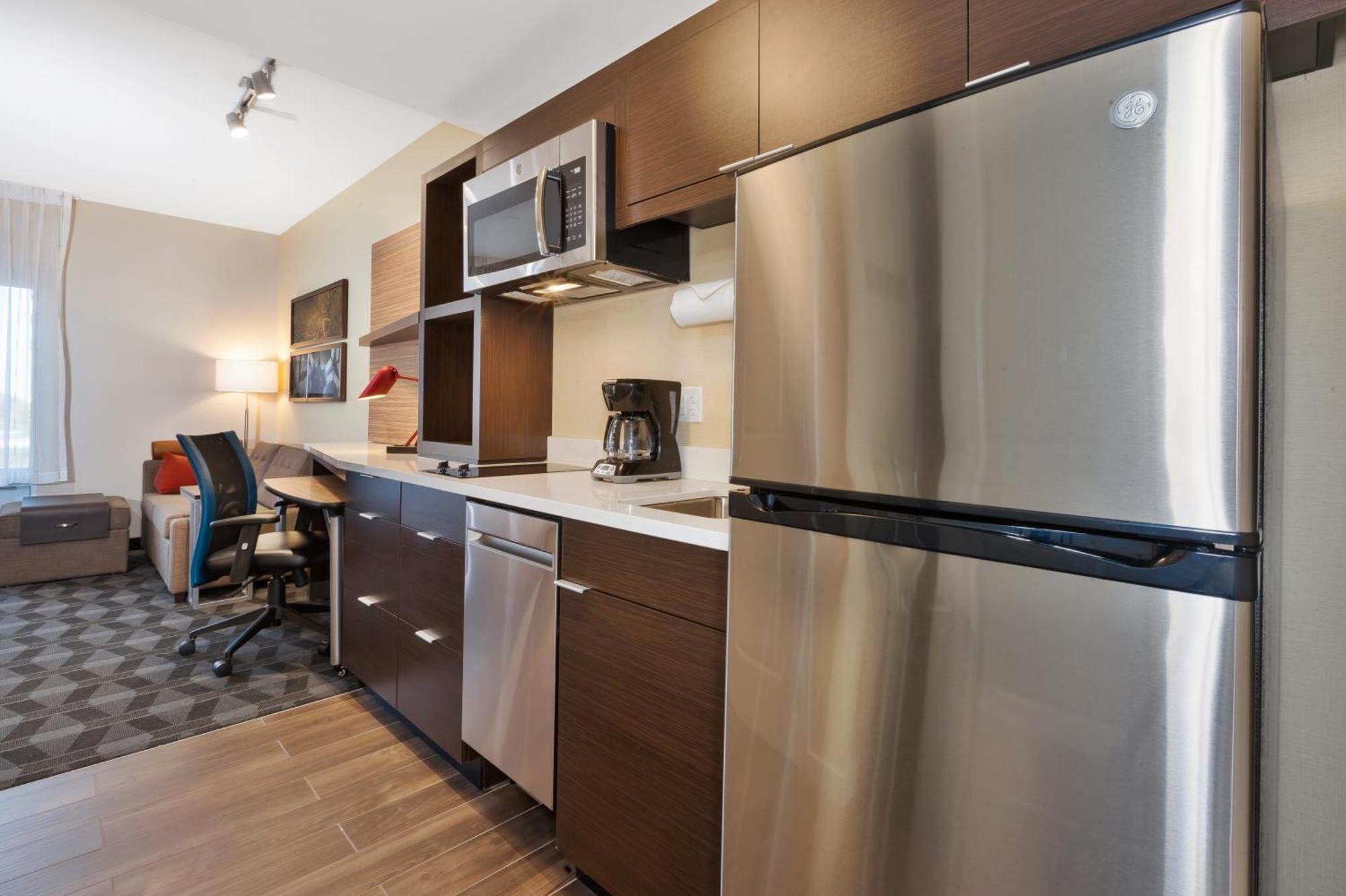 Towneplace Suites By Marriott Grand Rapids Airport Southeast Каскейд Экстерьер фото