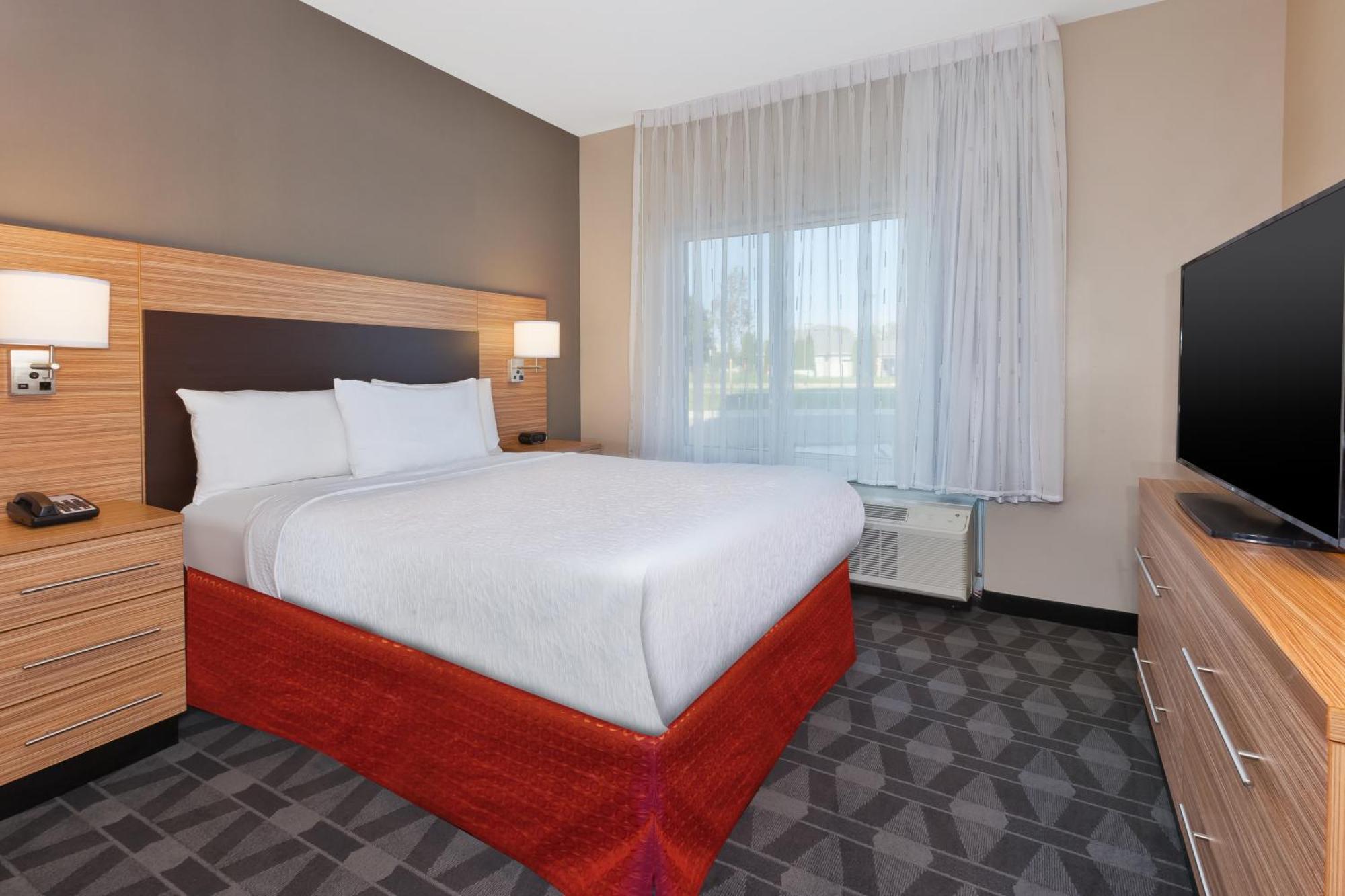 Towneplace Suites By Marriott Grand Rapids Airport Southeast Каскейд Экстерьер фото