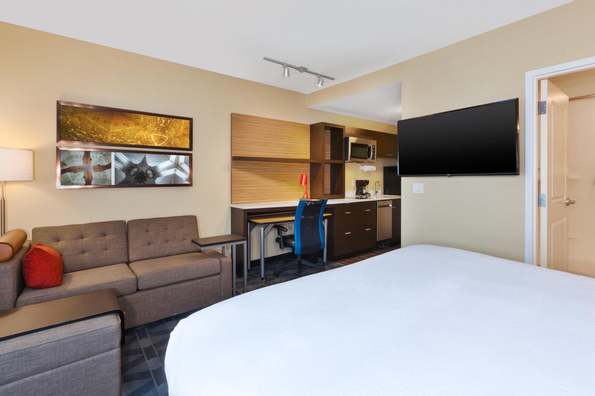 Towneplace Suites By Marriott Grand Rapids Airport Southeast Каскейд Экстерьер фото