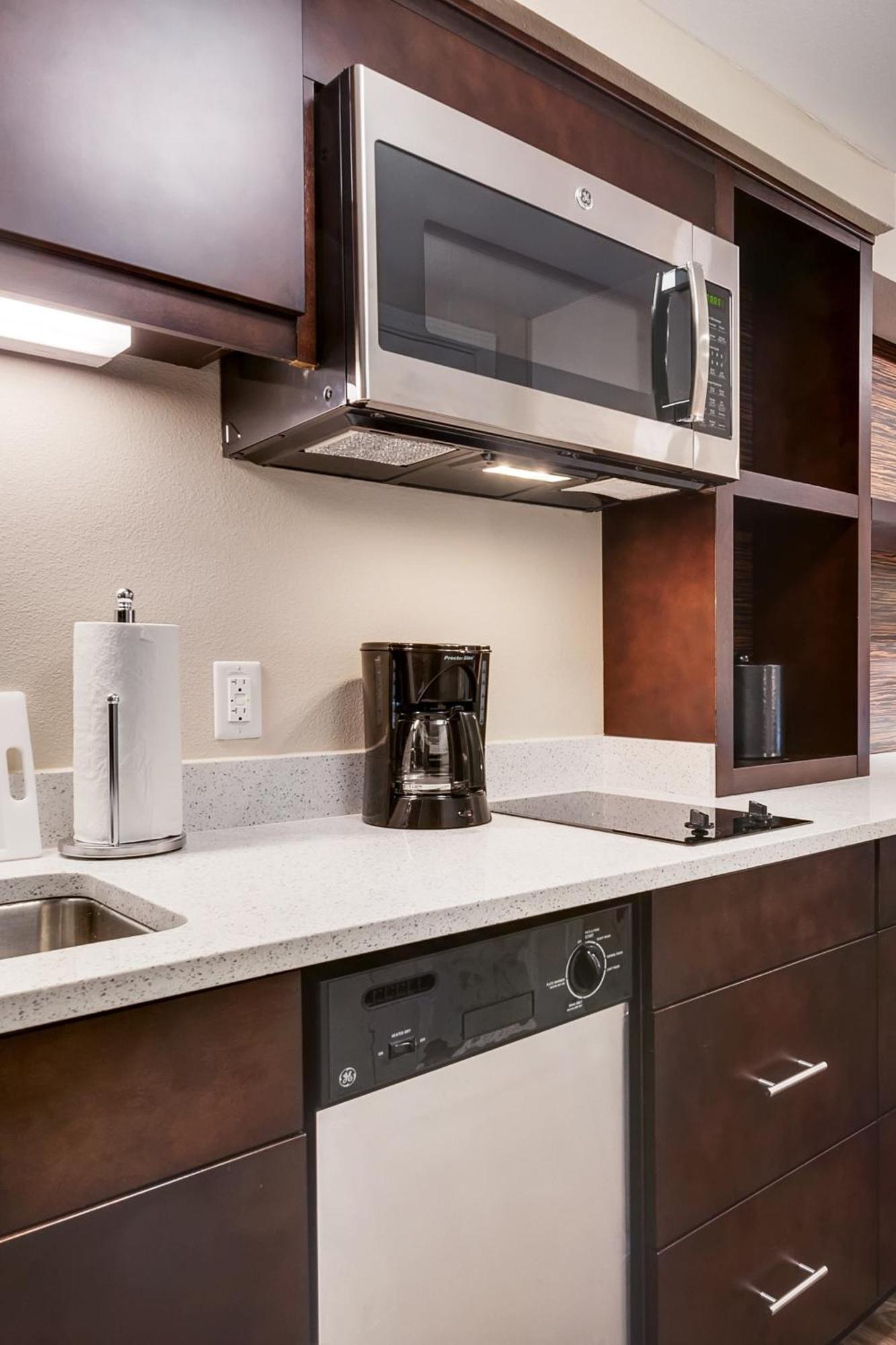 Towneplace Suites By Marriott Grand Rapids Airport Southeast Каскейд Экстерьер фото