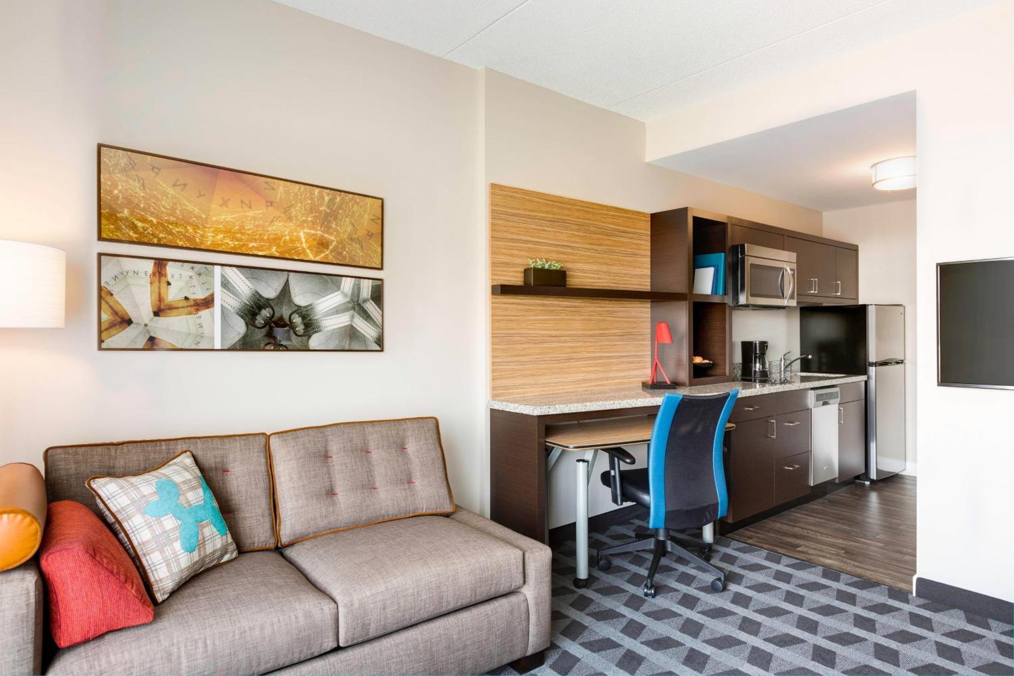 Towneplace Suites By Marriott Grand Rapids Airport Southeast Каскейд Экстерьер фото