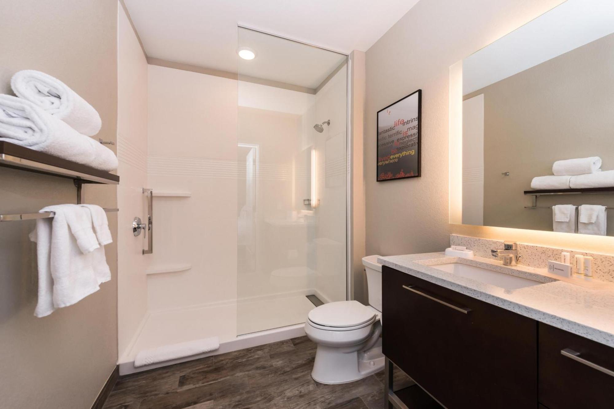 Towneplace Suites By Marriott Grand Rapids Airport Southeast Каскейд Экстерьер фото