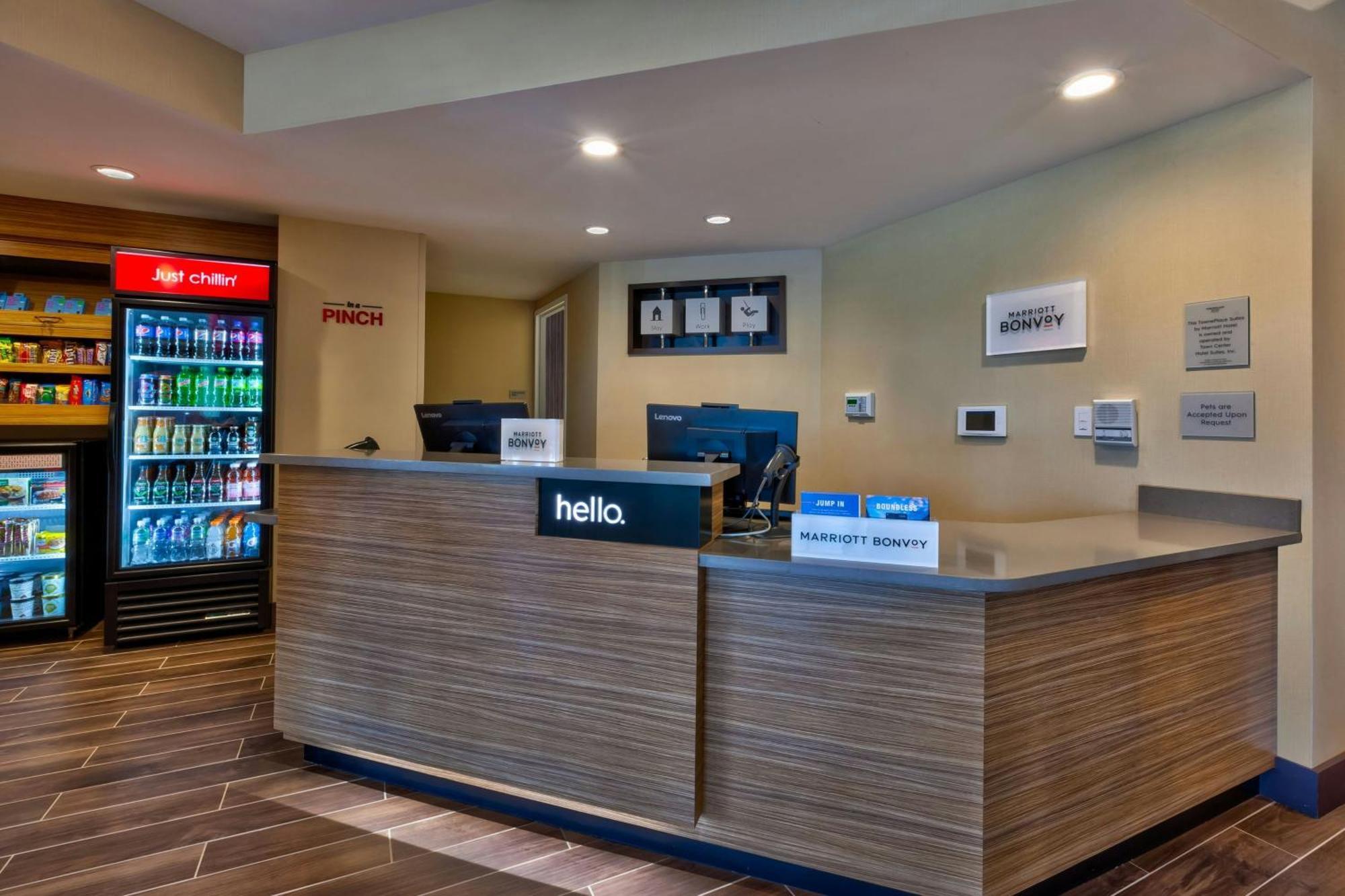 Towneplace Suites By Marriott Grand Rapids Airport Southeast Каскейд Экстерьер фото